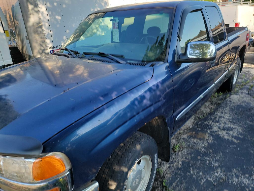 2001 GMC Sierra Image 3
