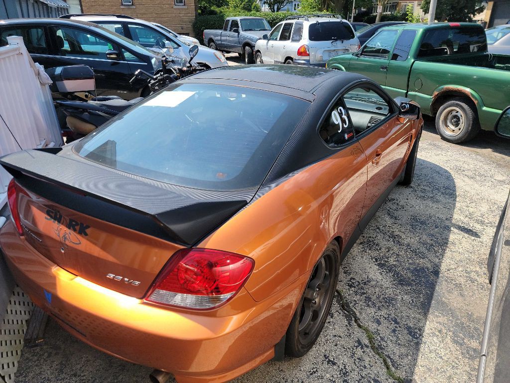 2006 Hyundai Tiburon Image 5