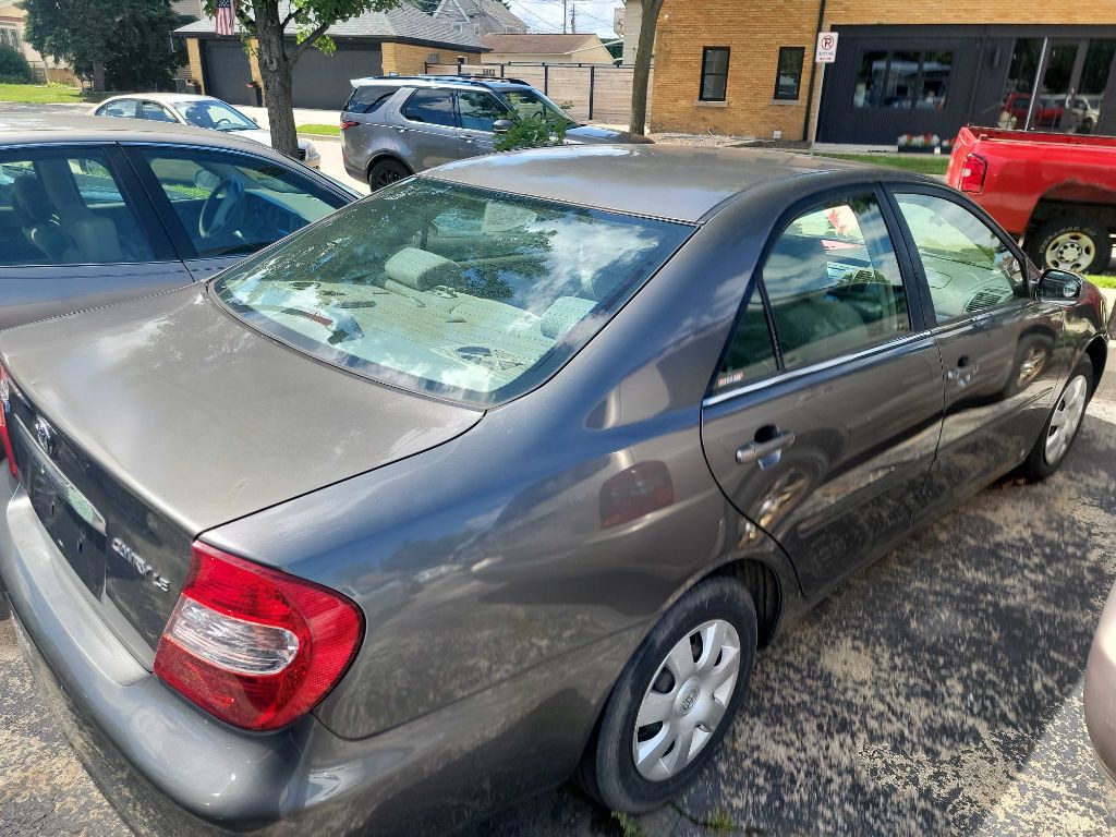 2003 Toyota Camry Image 2