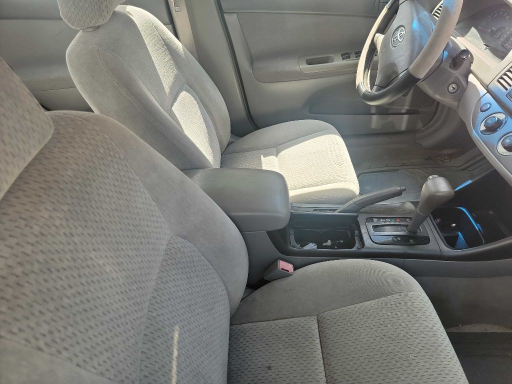 2003 Toyota Camry Image 3