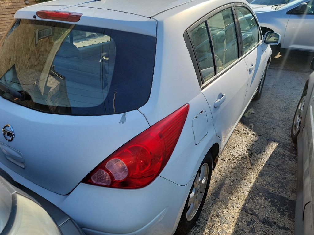2007 Nissan Versa Image 8