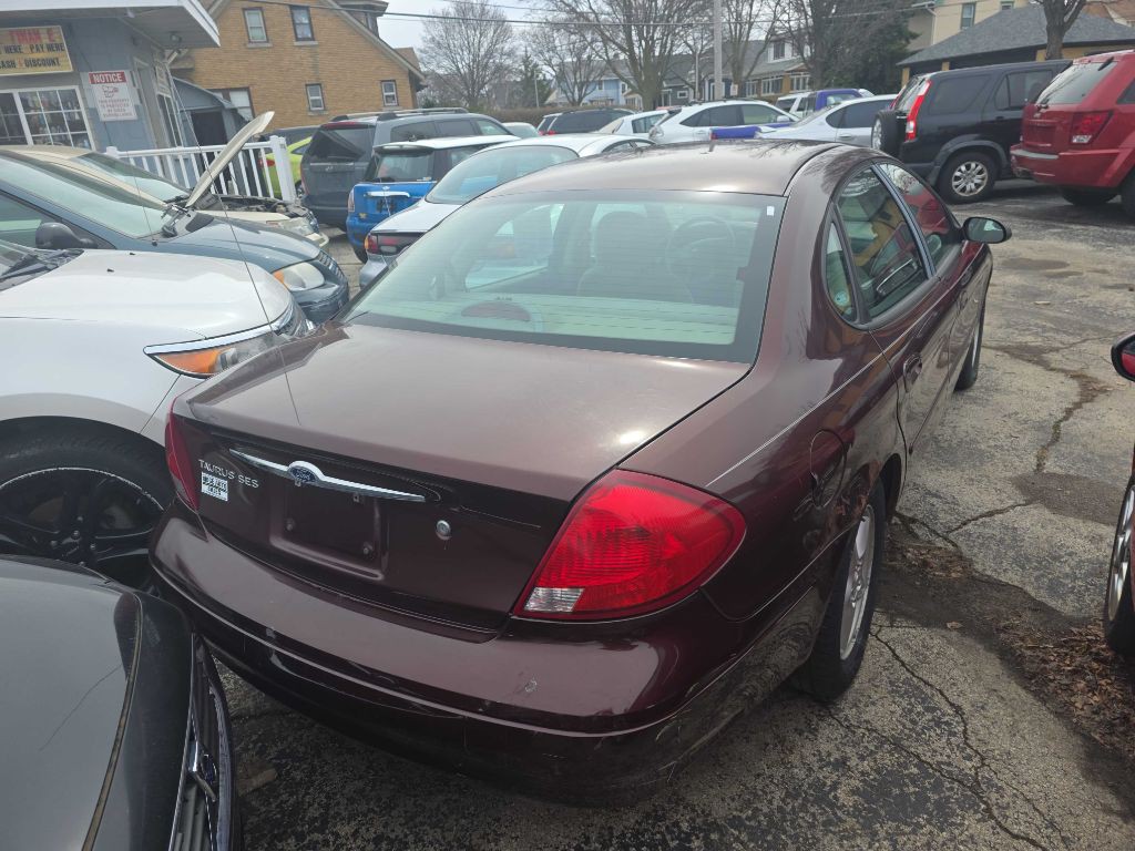 2001 Ford Taurus Image 2