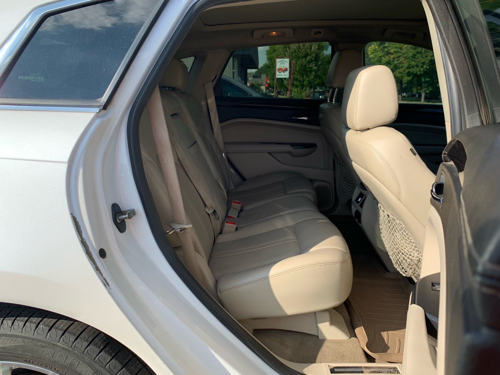 2012 Cadillac SRX Image 9