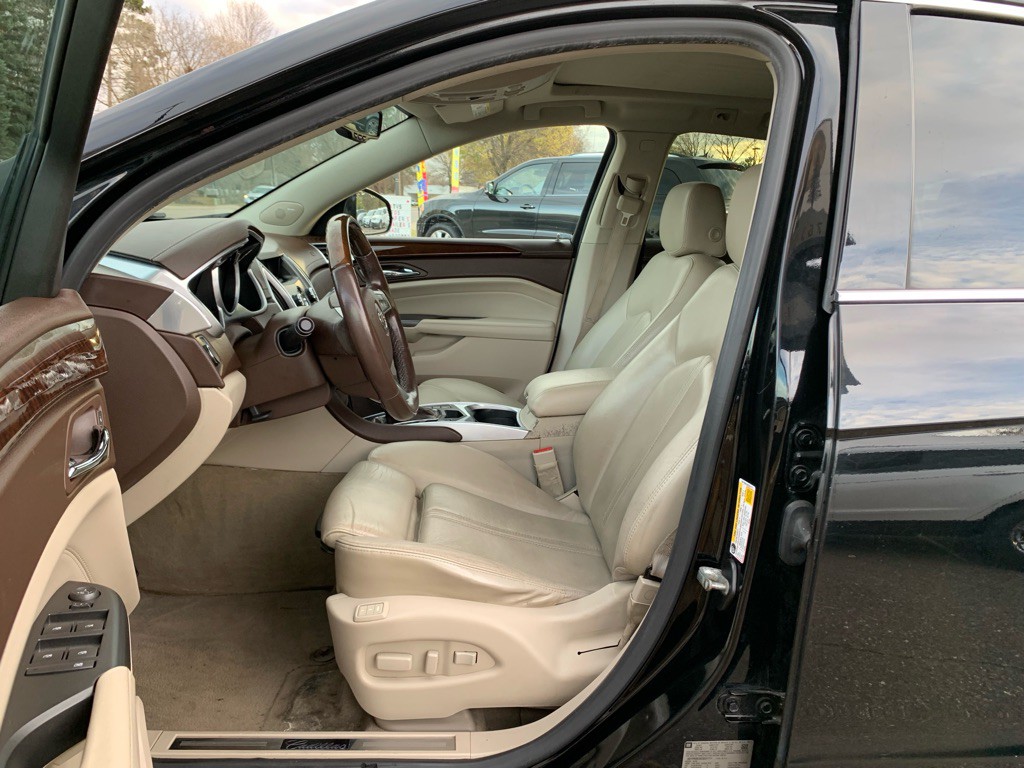 2012 Cadillac SRX Image 6