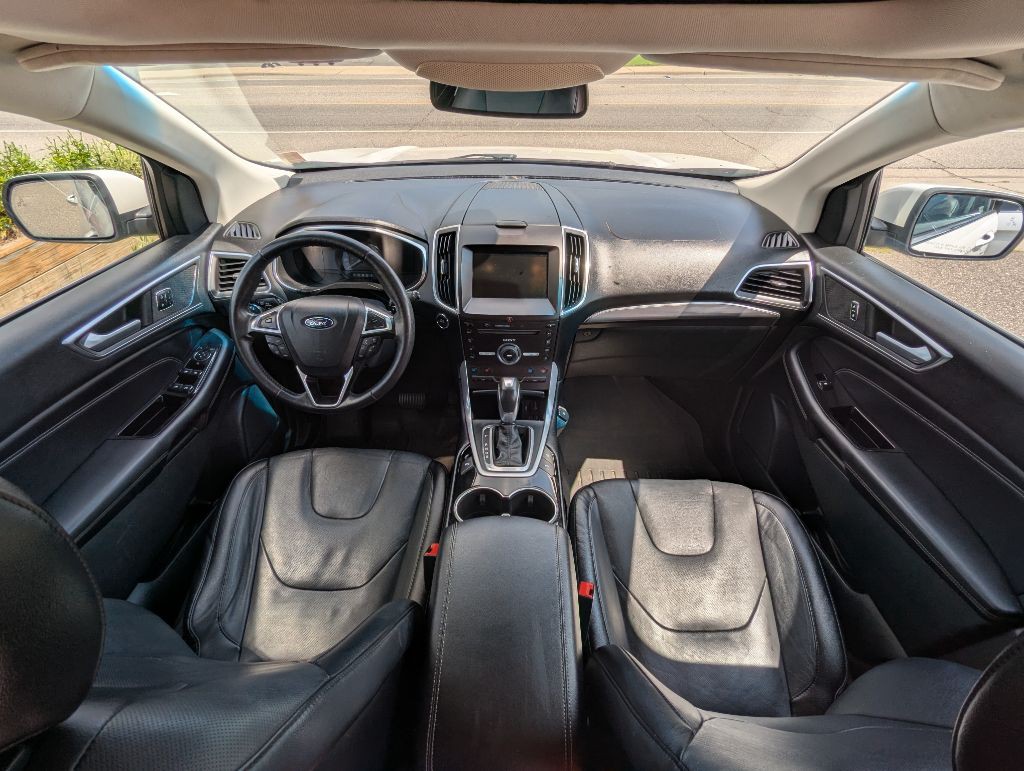 2015 Ford Edge Image 10