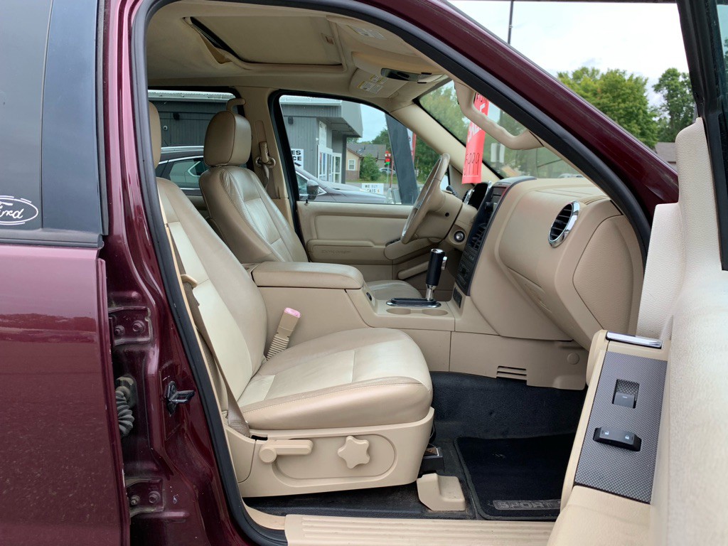 2007 Ford Explorer Image 8