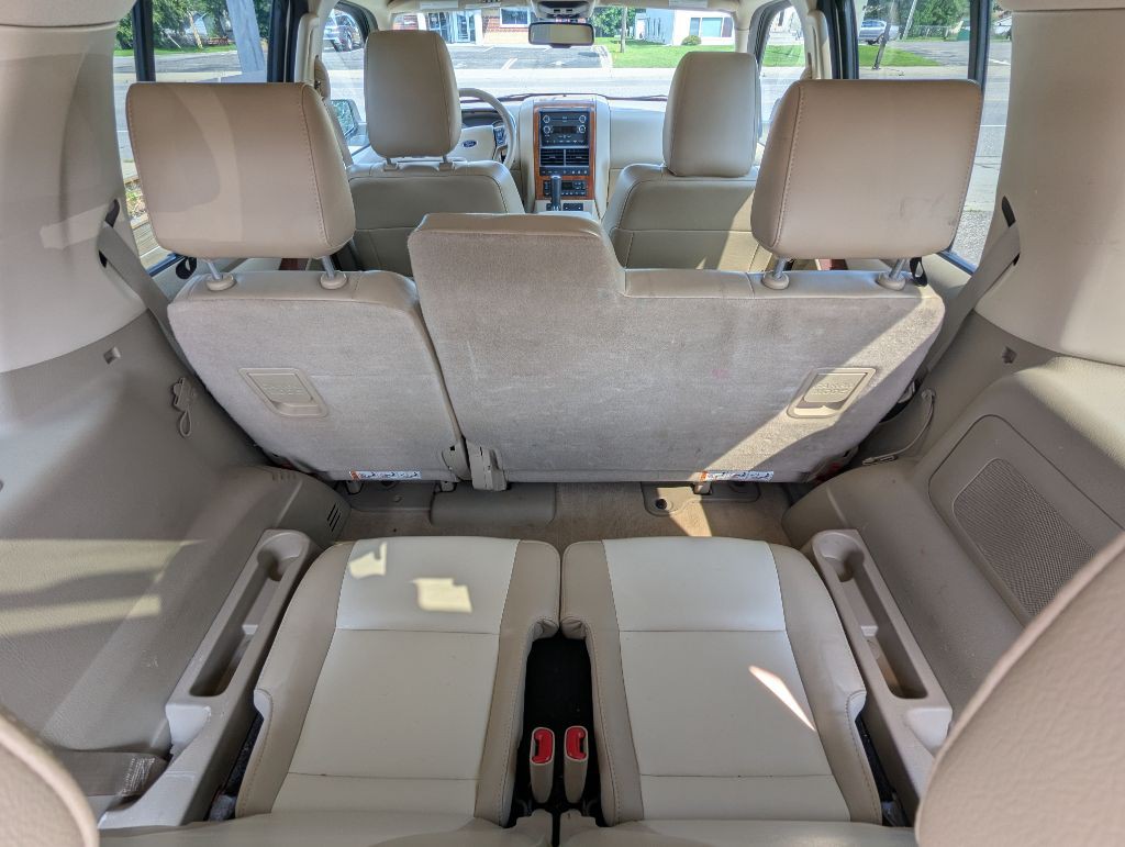 2010 Ford Explorer Image 9