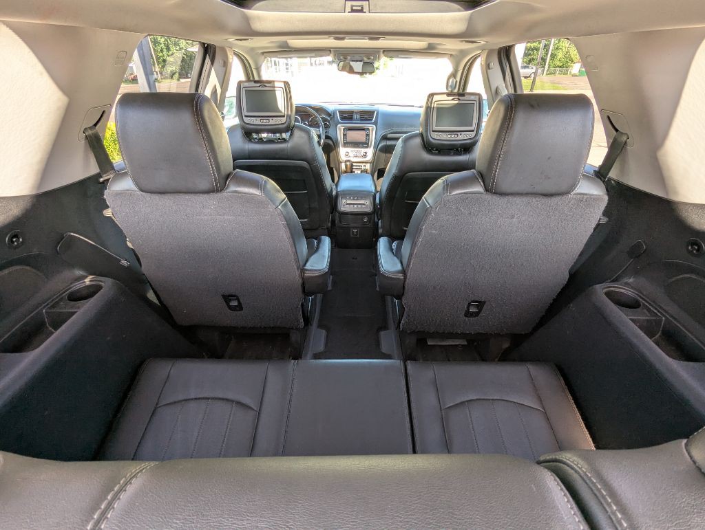 2016 GMC Acadia Image 4