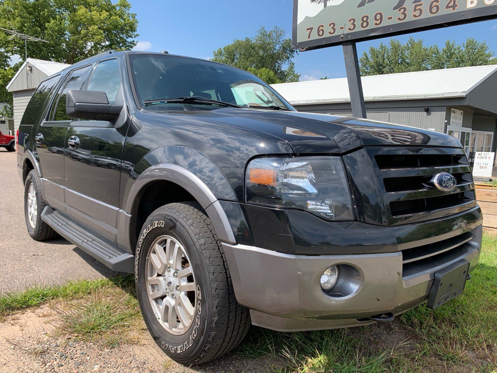 2011 Ford Expedition Image 2