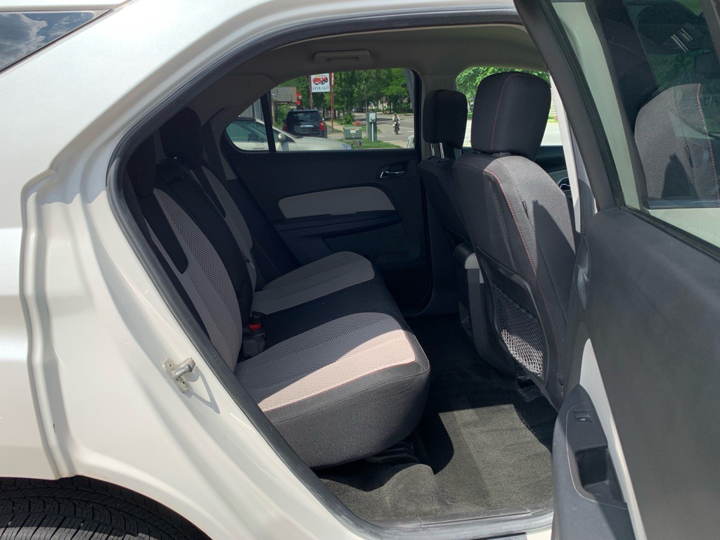 2015 Chevrolet Equinox Image 9