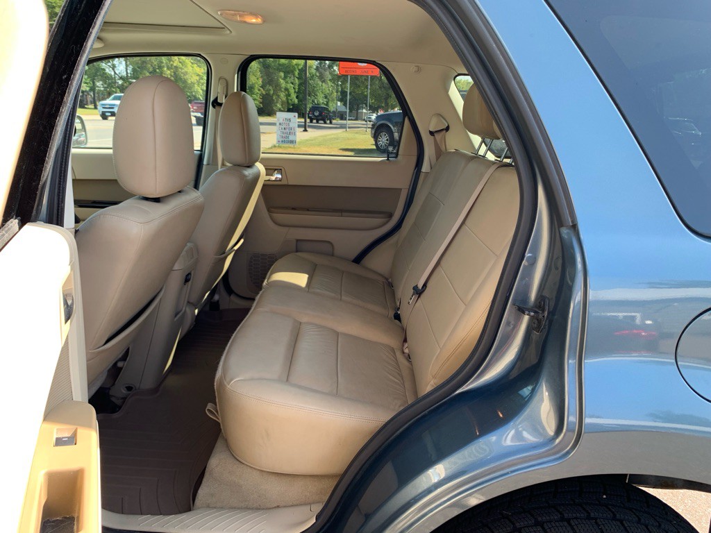 2010 Ford Escape Image 7