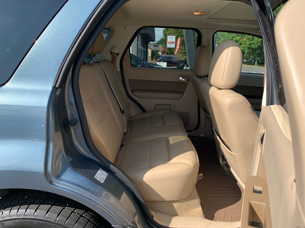 2010 Ford Escape Image 9