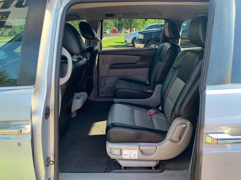 2011 Honda Odyssey Image 7