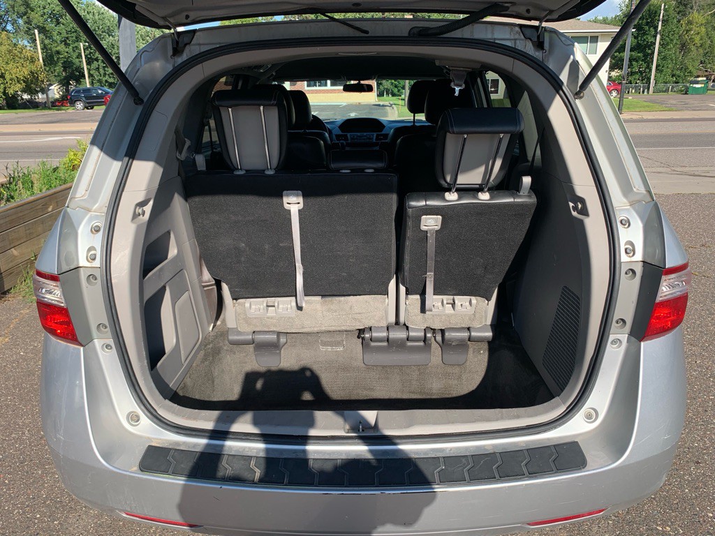 2011 Honda Odyssey Image 10