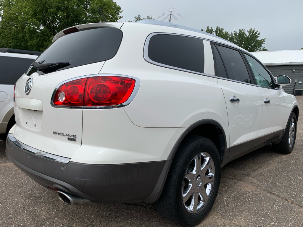 2008 Buick Enclave Image 4