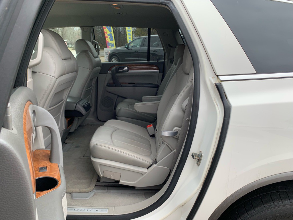 2008 Buick Enclave Image 7