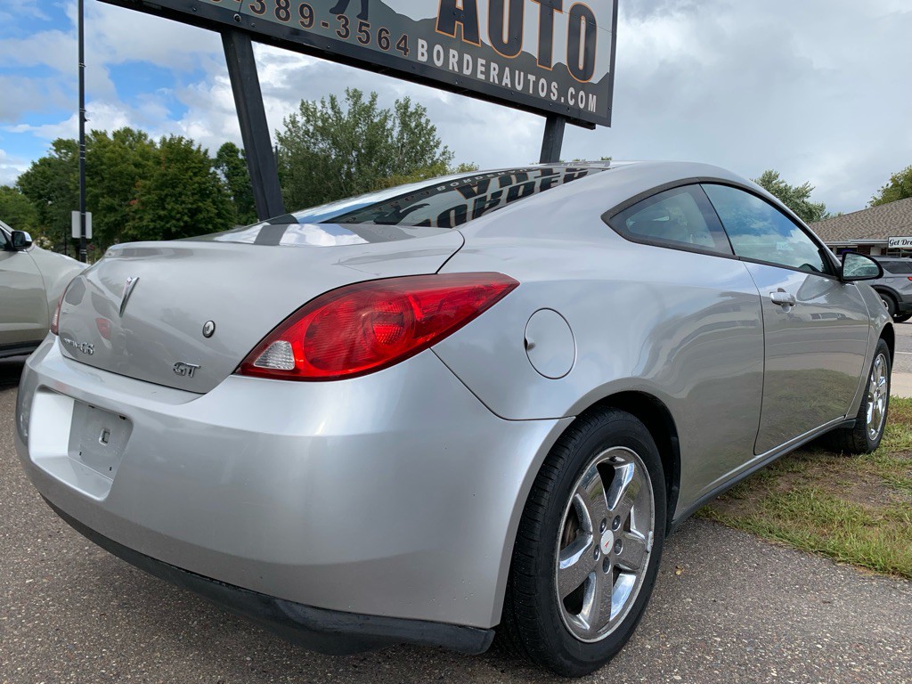 2007 Pontiac G6 Image 5