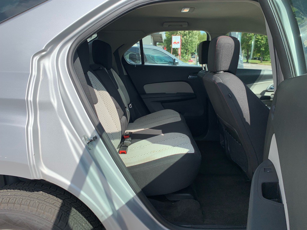 2010 Chevrolet Equinox Image 9