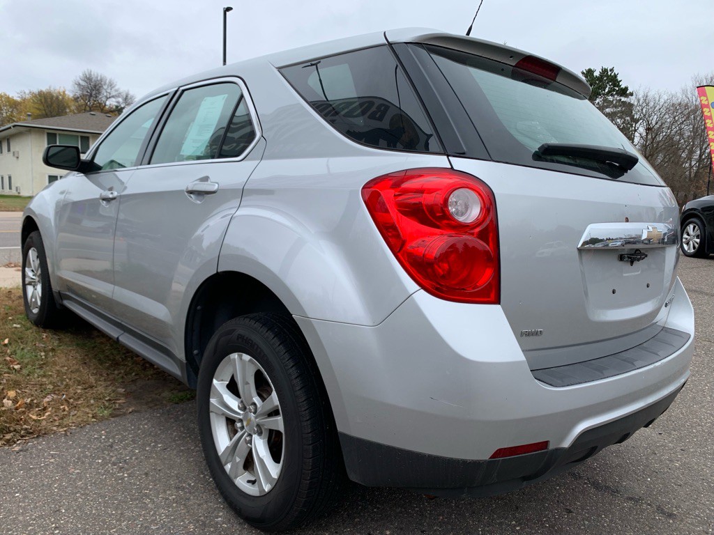 2010 Chevrolet Equinox Image 4