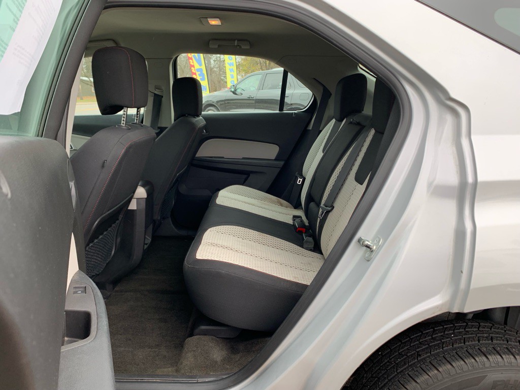 2010 Chevrolet Equinox Image 7