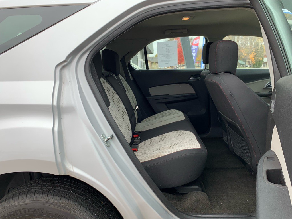 2010 Chevrolet Equinox Image 9