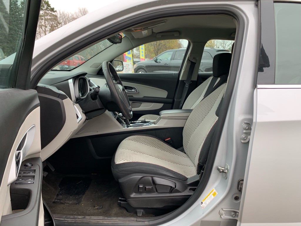 2010 Chevrolet Equinox Image 6