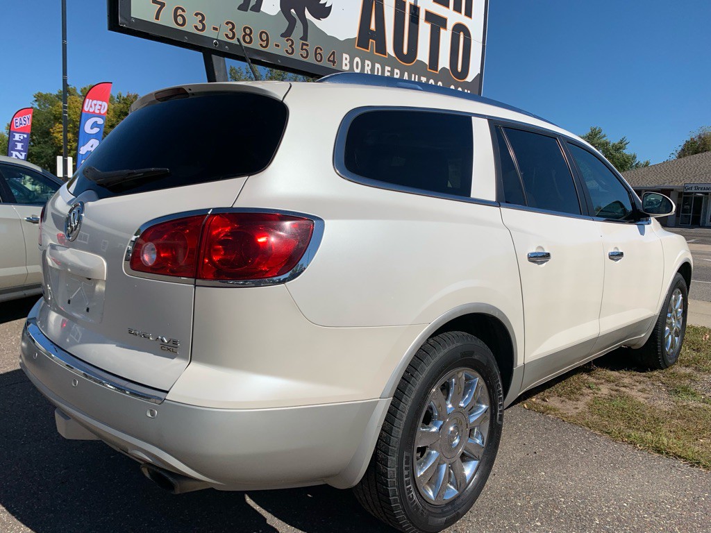 2011 Buick Enclave Image 5