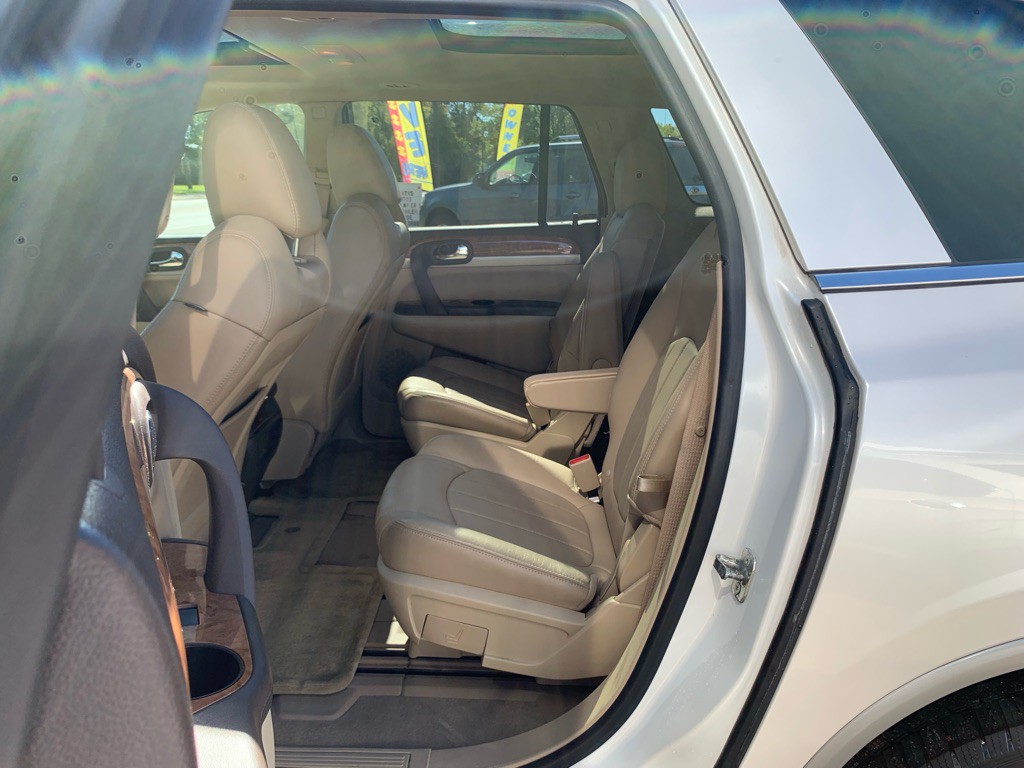 2011 Buick Enclave Image 7