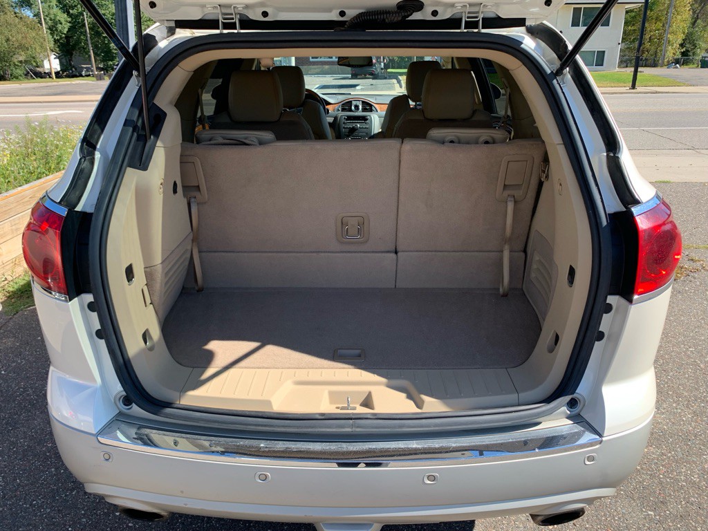 2011 Buick Enclave Image 10
