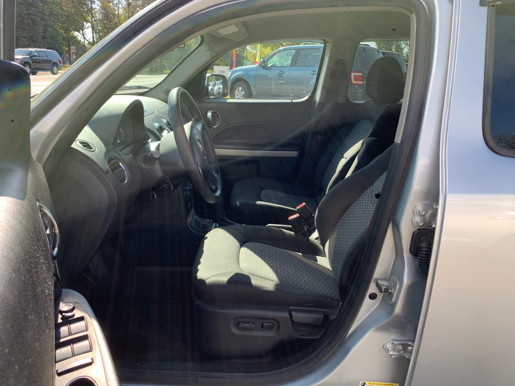 2009 Chevrolet HHR Image 6