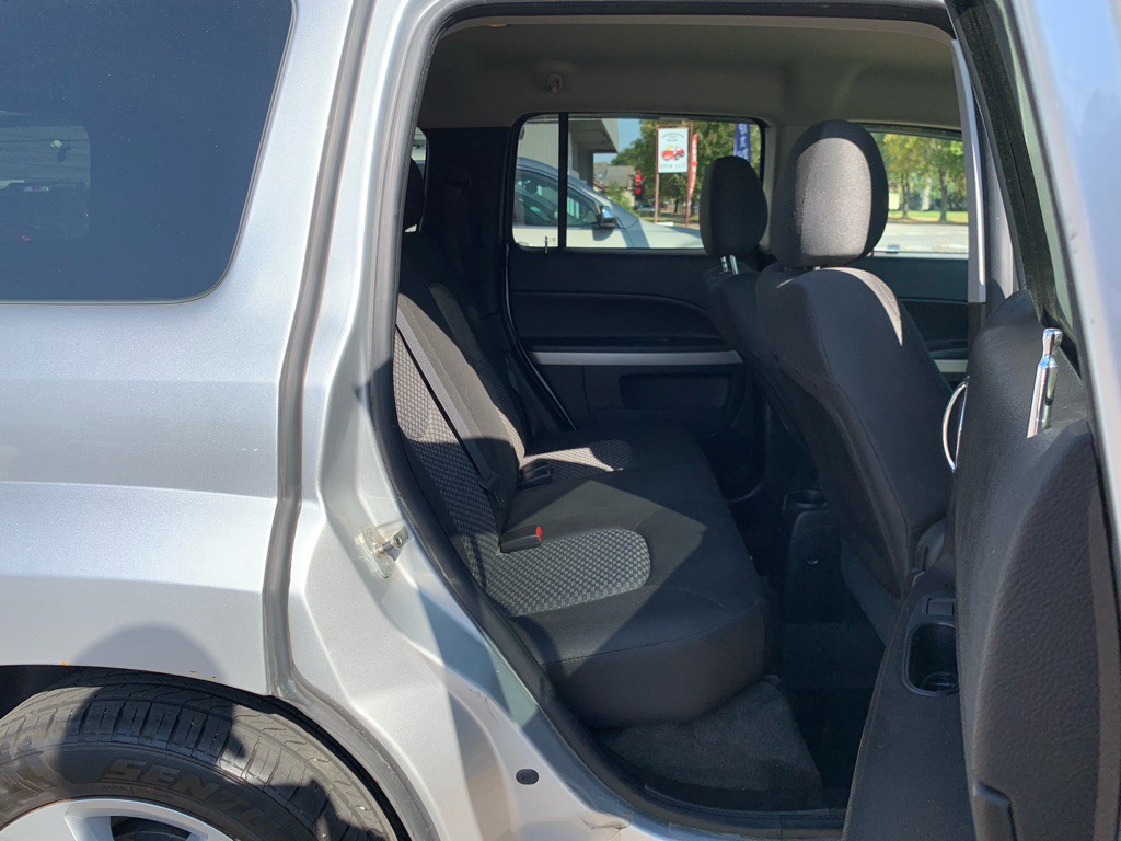 2009 Chevrolet HHR Image 9