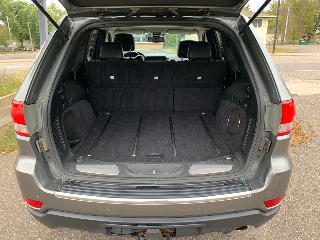 2012 Jeep Grand Cherokee Image 10
