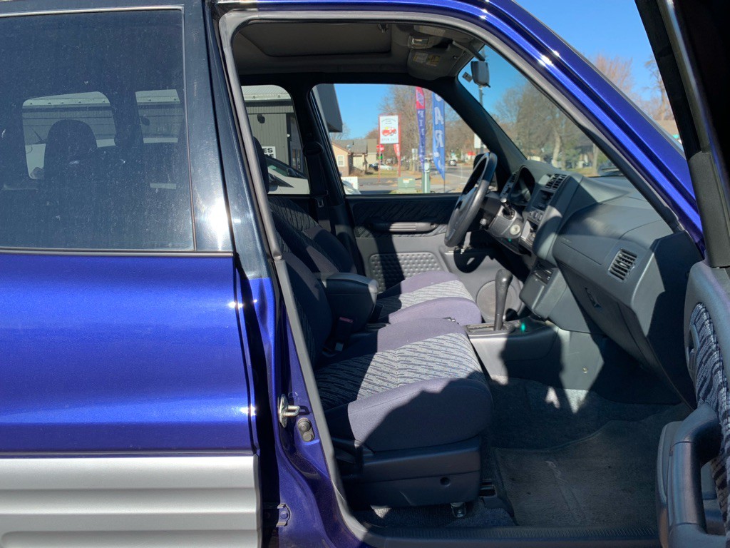 2000 Toyota Rav4 Image 8