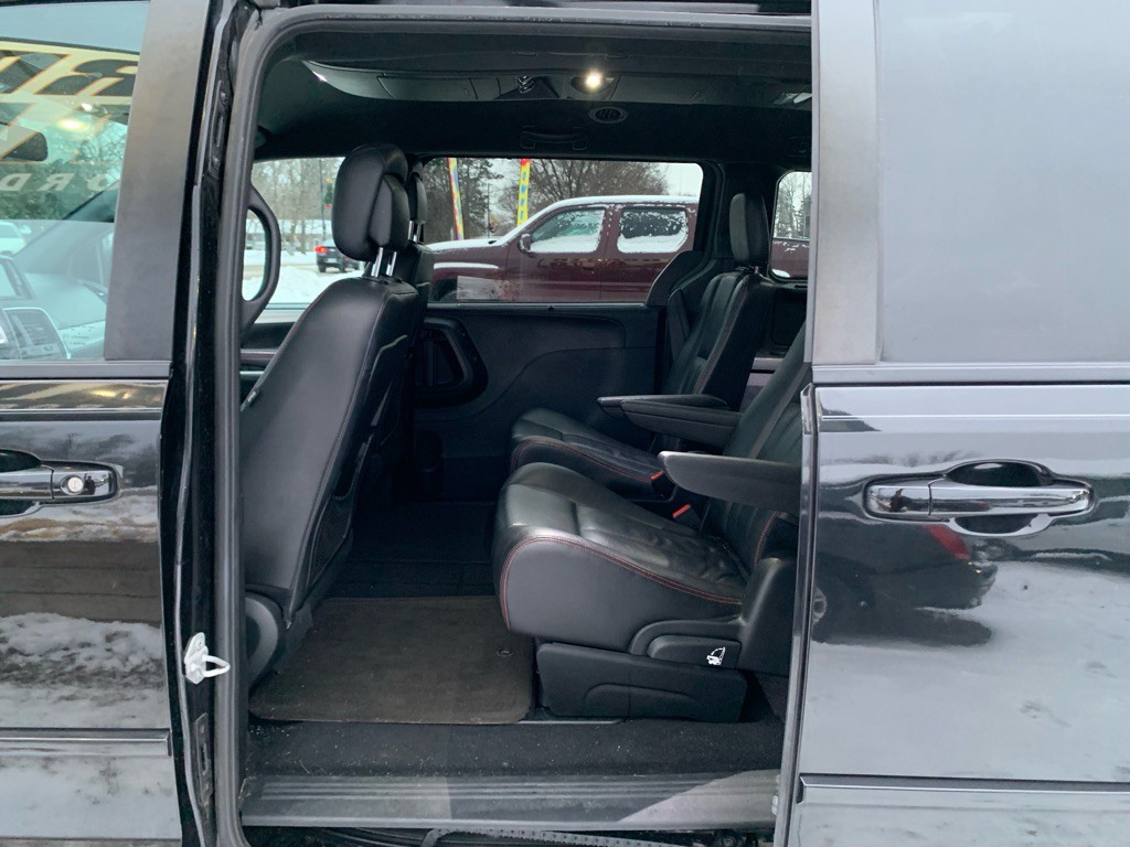 2017 Dodge Grand Caravan Image 7