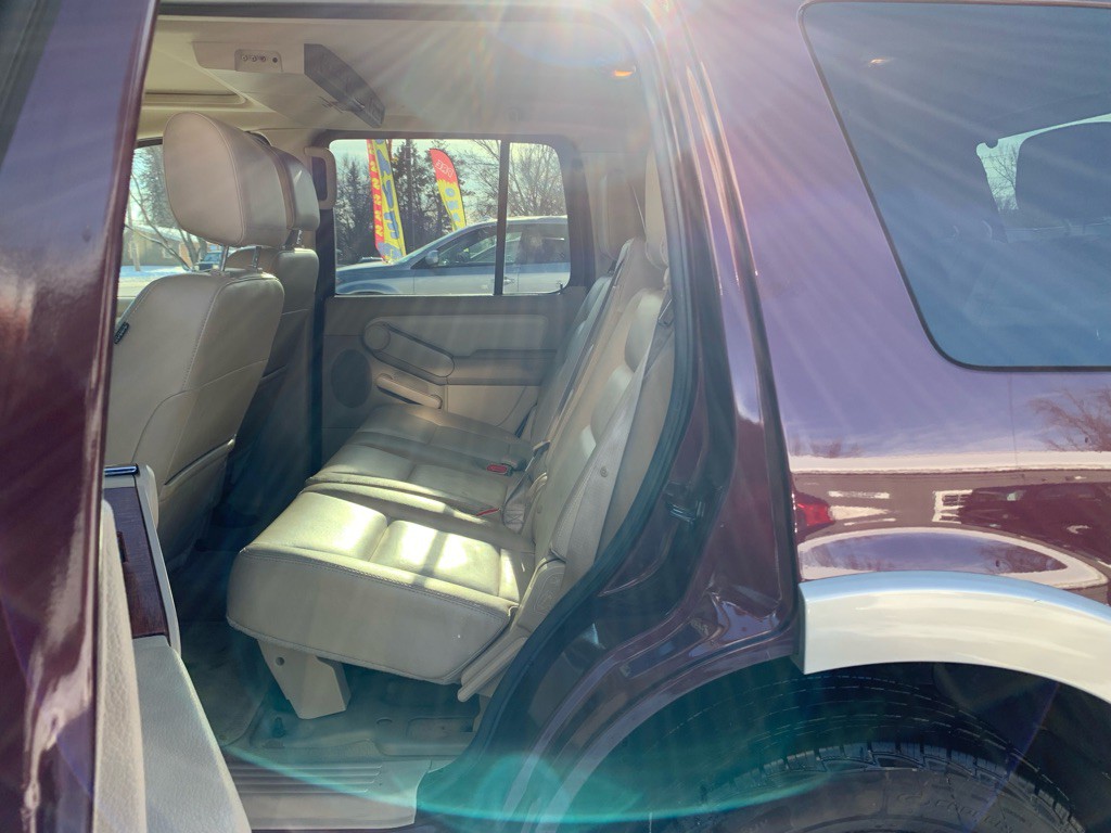 2006 Ford Explorer Image 7