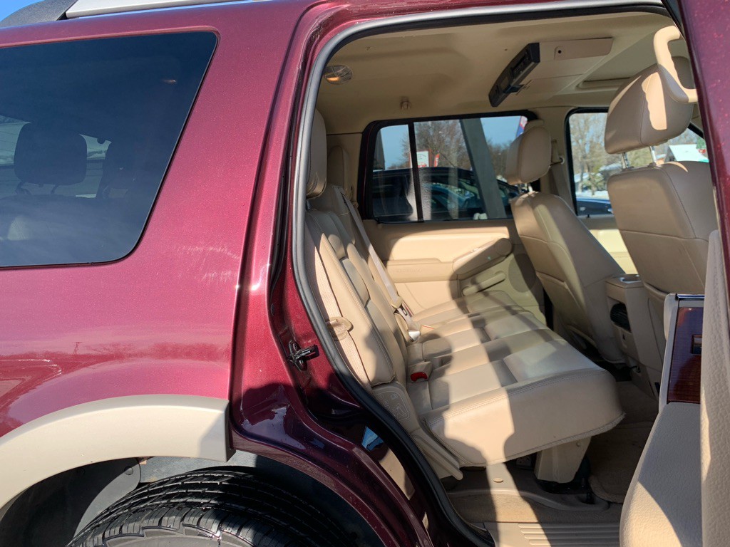 2006 Ford Explorer Image 9