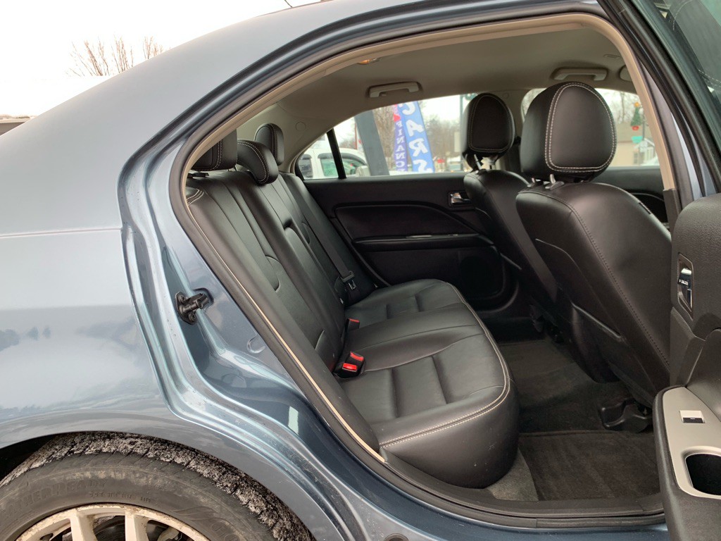 2012 Ford Fusion Image 9