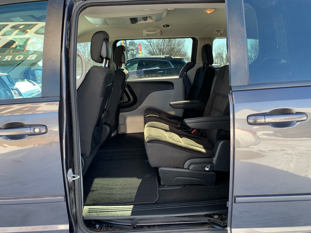 2017 Dodge Grand Caravan Image 7
