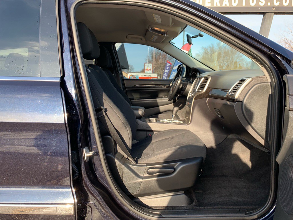 2011 Jeep Grand Cherokee Image 7