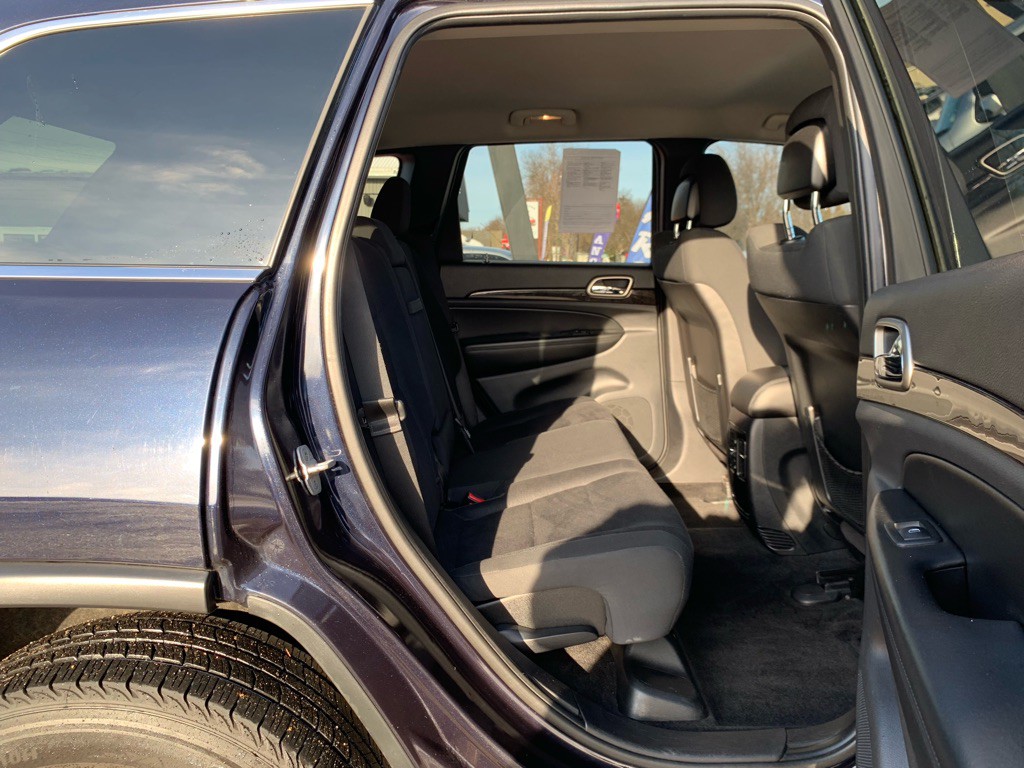 2011 Jeep Grand Cherokee Image 8