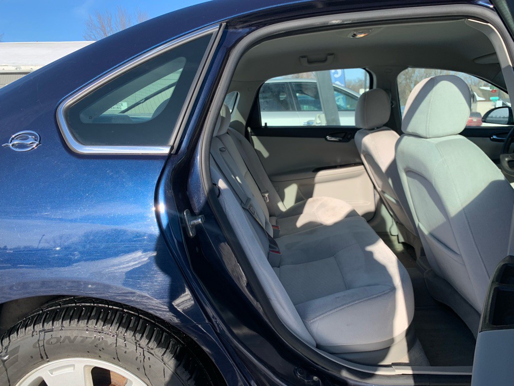 2007 Chevrolet Impala Image 9