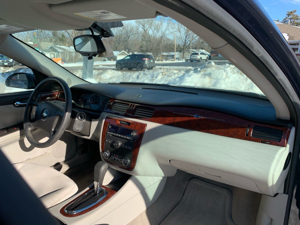 2007 Chevrolet Impala Image 10