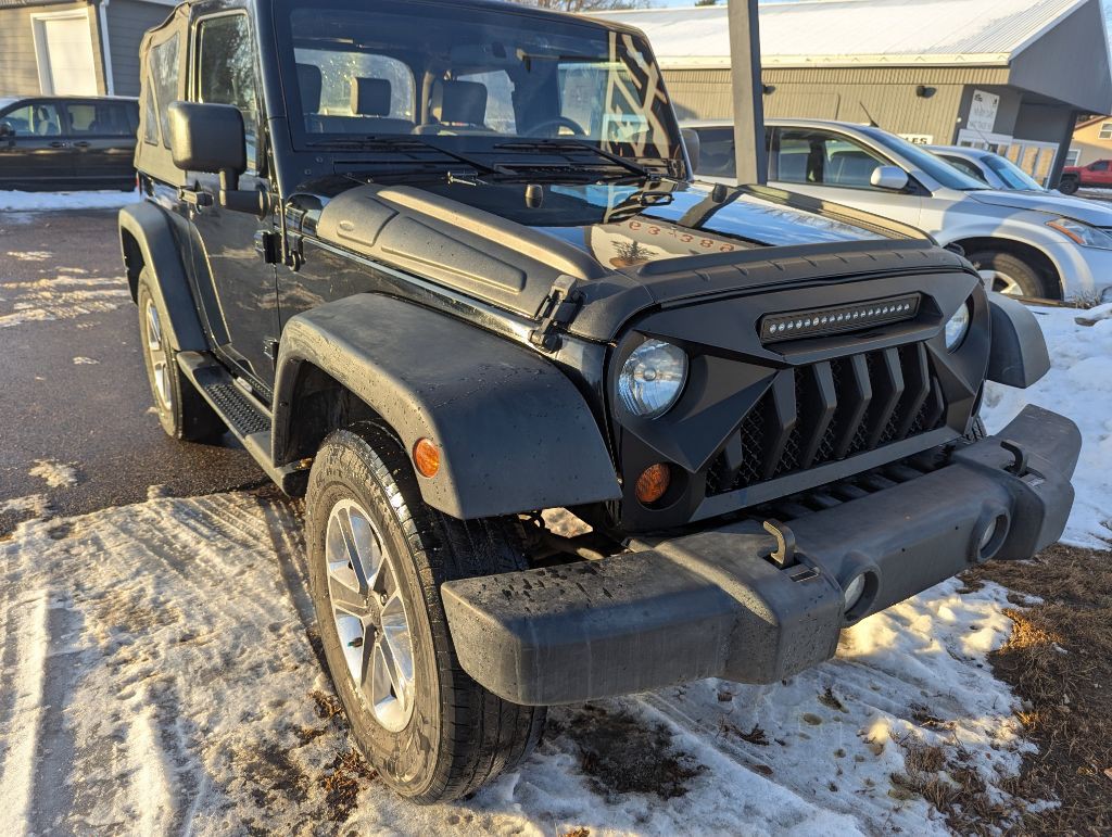 2010 Jeep Wrangler Image 8