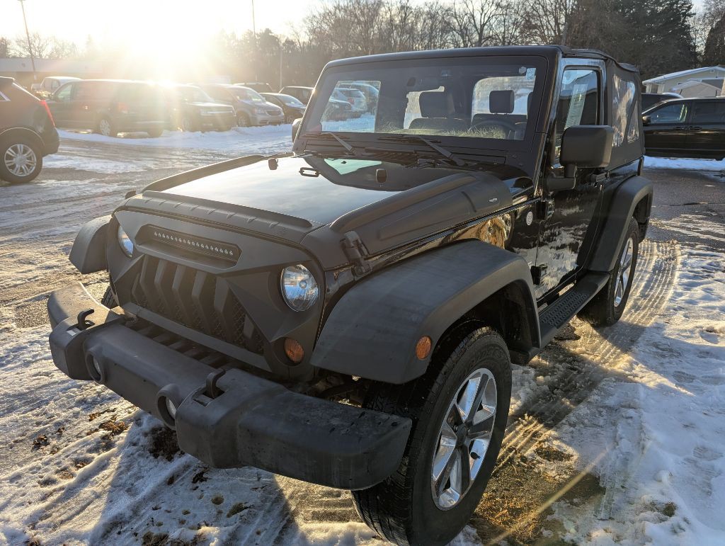 2010 Jeep Wrangler Image 9
