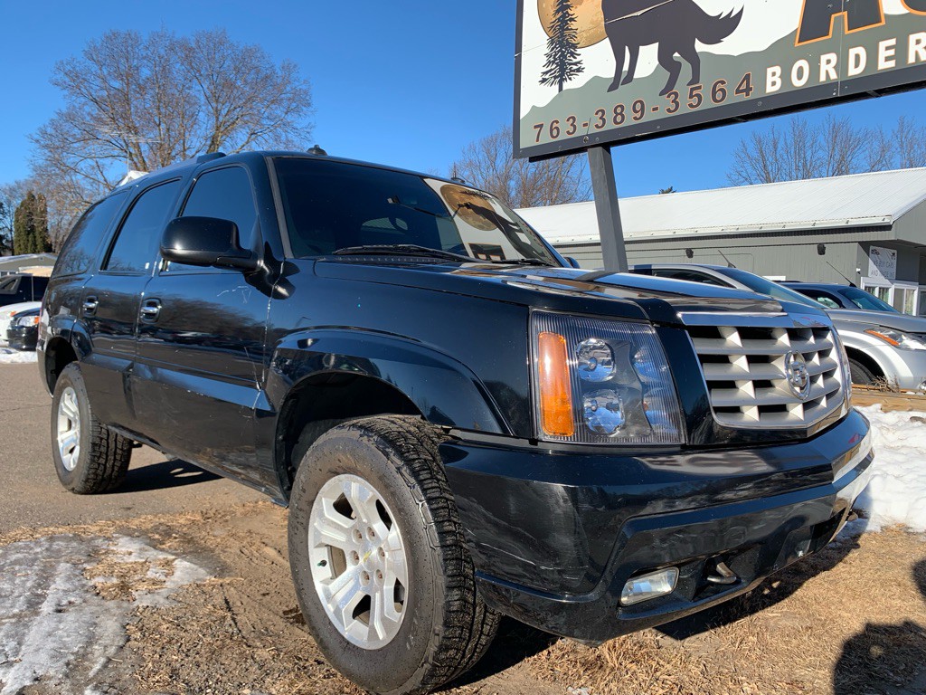 2003 Cadillac Escalade Image 2