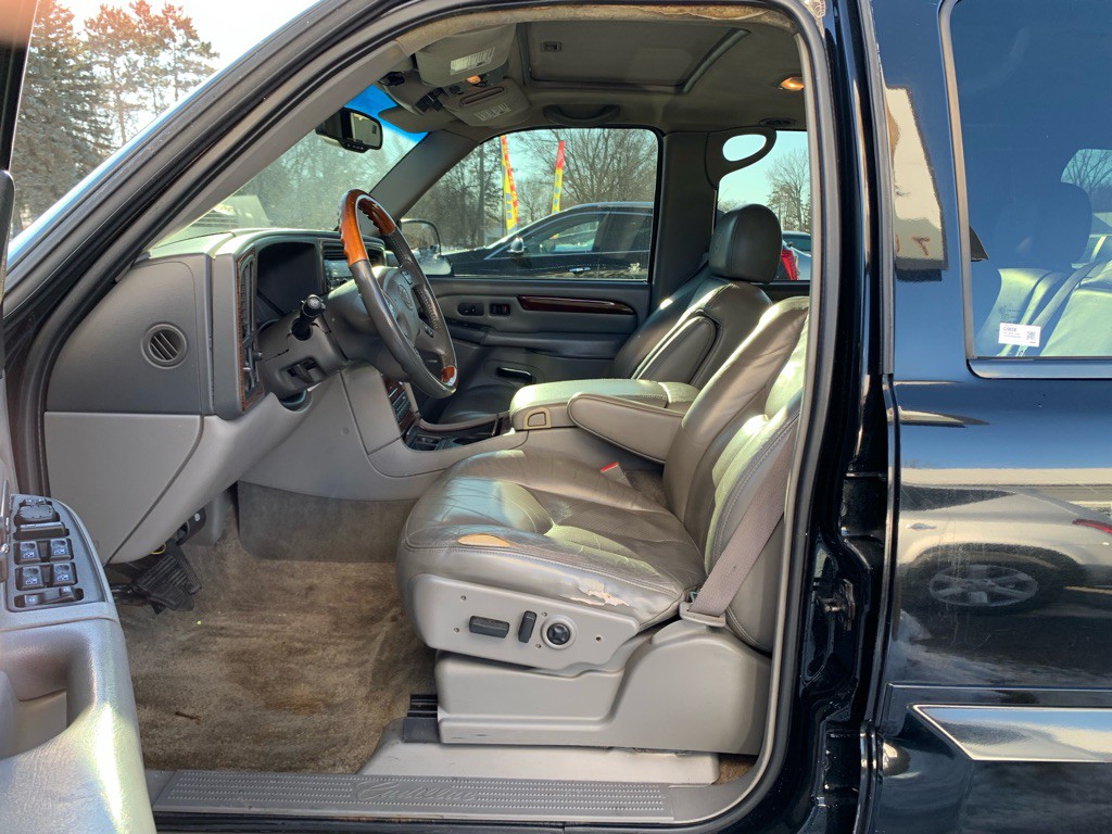 2003 Cadillac Escalade Image 6