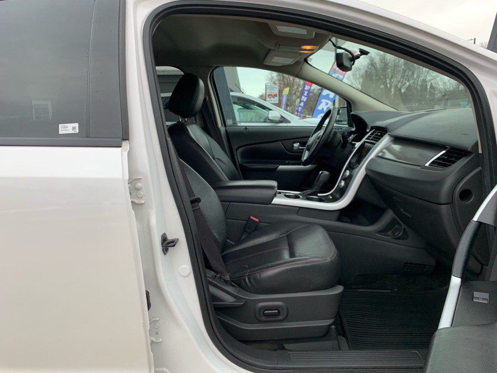 2013 Ford Edge Image 8