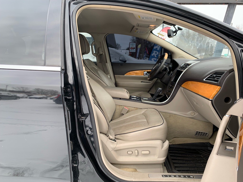 2013 Lincoln MKX Image 8