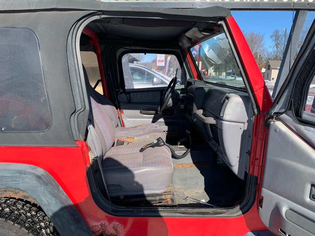 1998 Jeep Wrangler Image 7