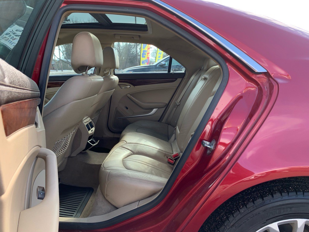 2010 Cadillac CTS Image 7